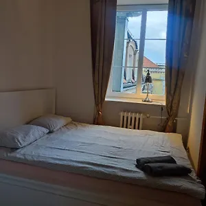 Apartment 4, Breslau